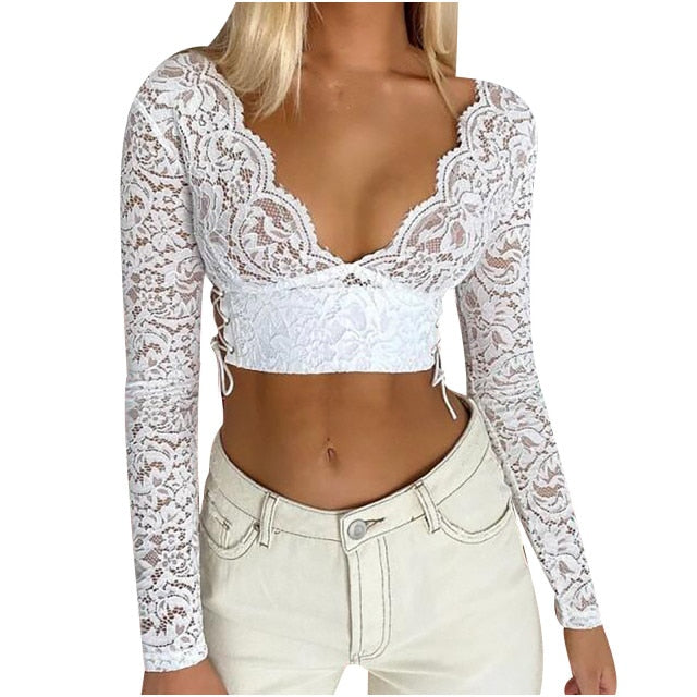 LACE OUT TOP